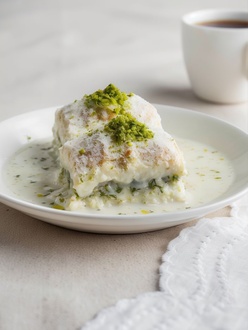 Beyaz Çikolatalı Fıstıklı Soğuk ( 200 Gr.) görseli