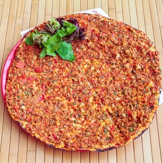 Kaşarlı Lahmacun görseli