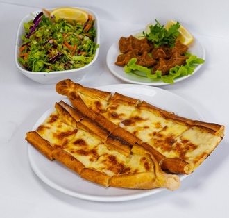 Sucuklu Kaşarlı Pide görseli