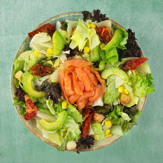 Füme Somon Salata görseli