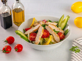 Tavuklu Salata görseli