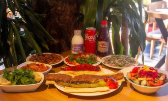 Adana Kebap (Xl 180 Gr Zırh Kıyması + Coca Cola) görseli