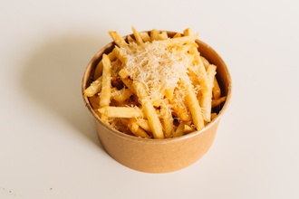 Trüflü Parmesanlı Patates Kızartması görseli