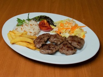 Izgara Köfte görseli