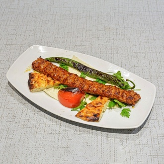 Bıçak Arası Adana Kebap görseli