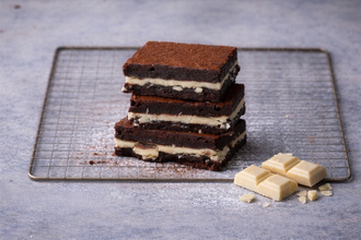 Brownie Beyaz Çikolatalı görseli