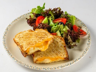 4 Peynirli Tost görseli