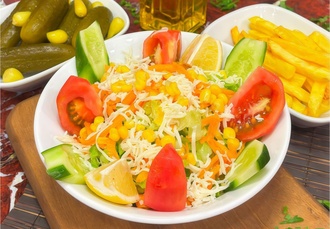 Kaşarlı Salata görseli
