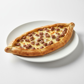 Kuşbaşılı Kaşarlı Pide görseli
