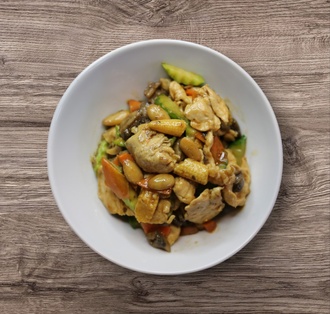 Bademli Tavuk görseli