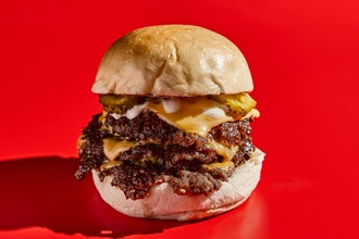 Triple Truffle Smash Burger görseli