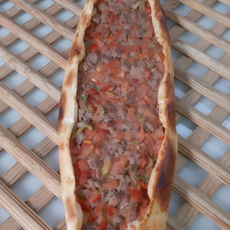 Kuşbaşılı Pide görseli