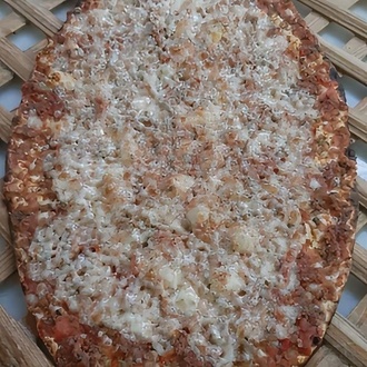 Kaşarlı Antep Lahmacun görseli