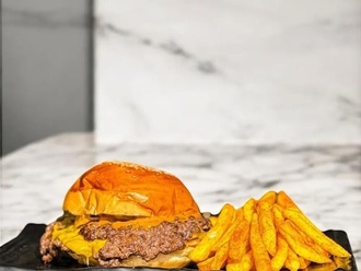 Dijon Smash Burger görseli