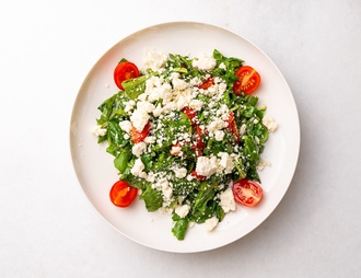 Tulum Peynirli Roka Salatası görseli