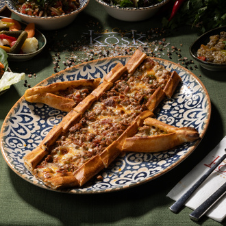 Kuşbaşı Kaşarlı Pide görseli