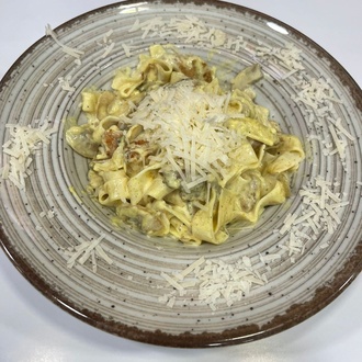 Alfredo Chicken Köri Soslu Makarna görseli