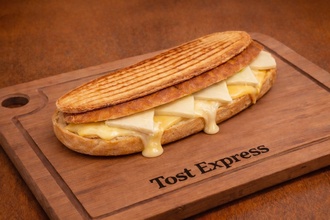 3 Peynir Ayvalık Tost görseli