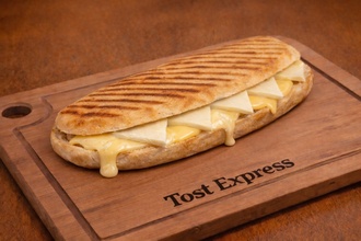 3 Peynir Bazlama Tost görseli