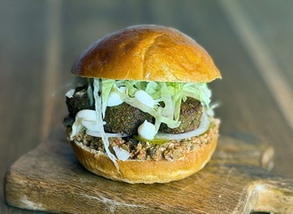 Falafel Vegan Burger görseli