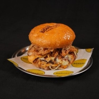 Dört Peynirli Vejetaryan Burger görseli