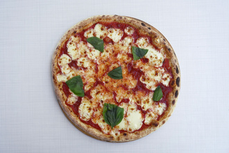 Margherita Pizza (Küçük Boy) görseli