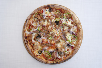 Tonno Pizza (Büyük Boy) görseli