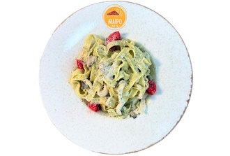 Fettuccine Alfredo Pollo görseli