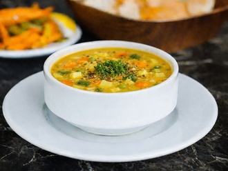 Zerdeçallı Sebze Çorbası görseli