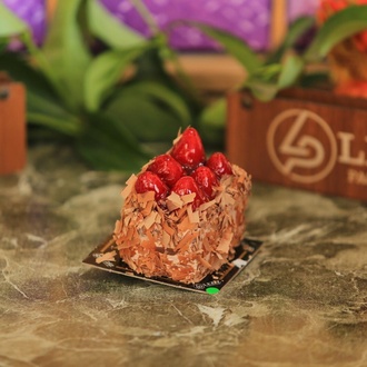 Çilekli Treffle (Adet) görseli