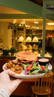 Happy Kruvasan Burger görseli