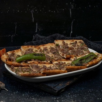 Kuşbaşılı Pide görseli