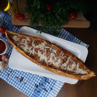 Kıymalı Kaşarlı Pide (Açık) görseli