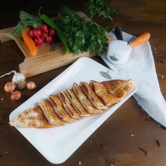 Sucuklu Pide (Kapalı) görseli