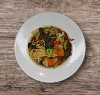 Etli Sebzeli Ramen görseli