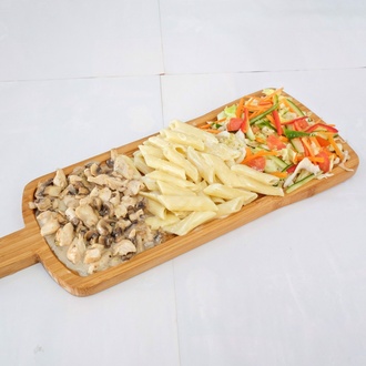 Siyah Mantarlı Acılı Tavuk görseli