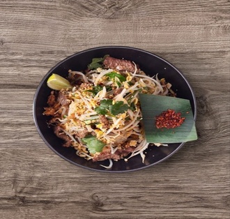 Etli Pad Thai görseli