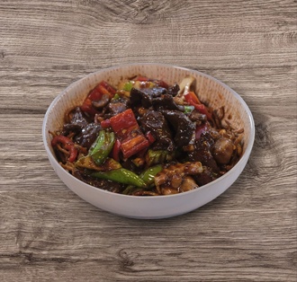 Sebzeli Erişte Üstü Acılı Mantarlı Dana Eti görseli