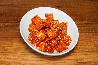 General Tso Tofu görseli