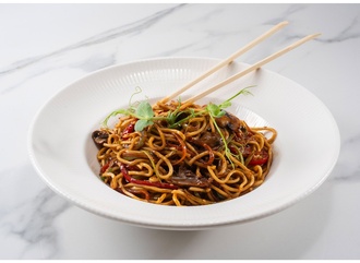 Sebzeli Zencefilli Noodle görseli