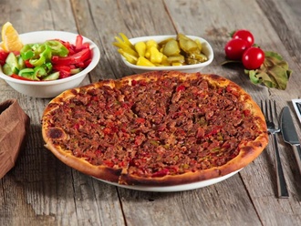 Kuşbaşılı Pide görseli