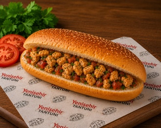 Yarım Ekmek Arası Tavuk Tantuni görseli