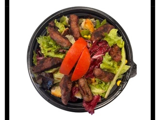 Köfteli Salata görseli