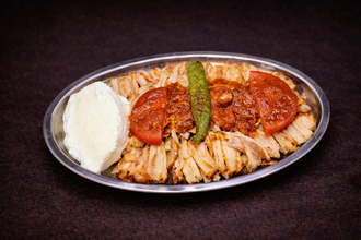 Tavuk Döner İskender görseli