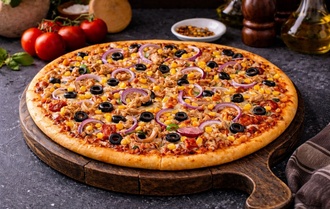 Tonno E Cipolla Pizza görseli