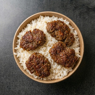 Pilav Üstü Köfte görseli