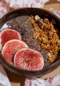 Glütensiz Granola Bowl görseli