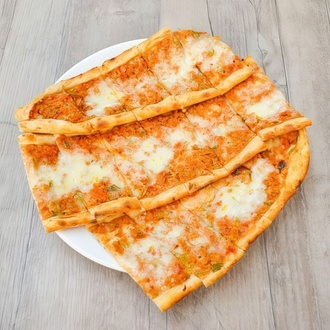 Kuşbaşılı Mevlana Pide görseli