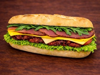 Pastırmalı Sandviç görseli