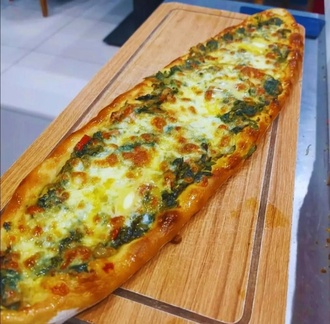Ispanaklı Kaşarlı Bafra Pidesi (Açık) (Kayık) görseli